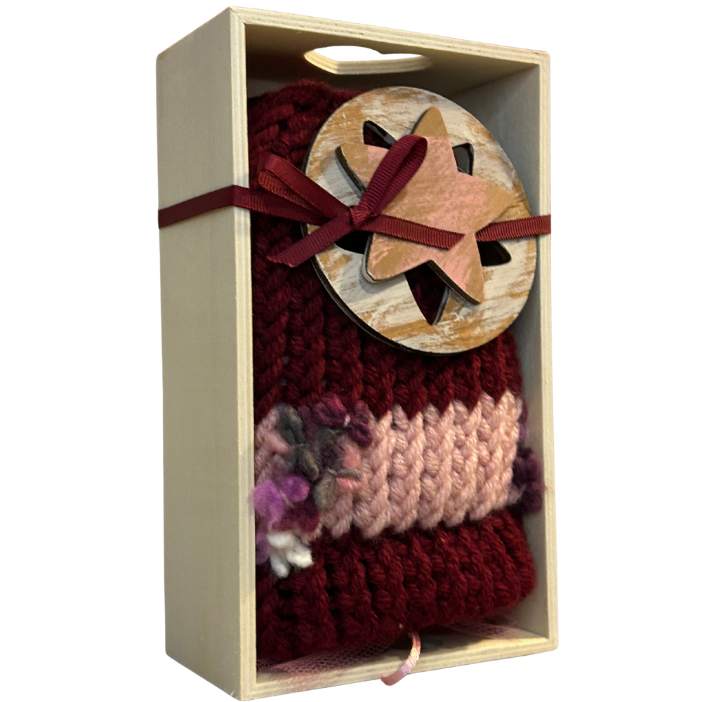 Βρεφικό Χειροποίητο Πλεκτό Σκουφάκι  – Σε Κουτί