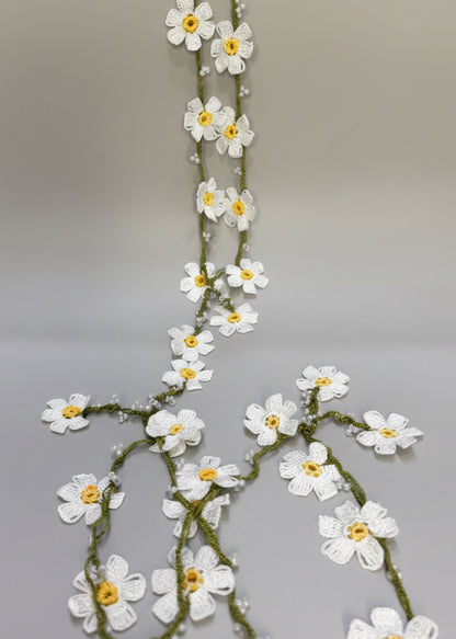 Κολιέ Με Λουλούδια & Χάντρες Πλεγμένο Στο Χέρι